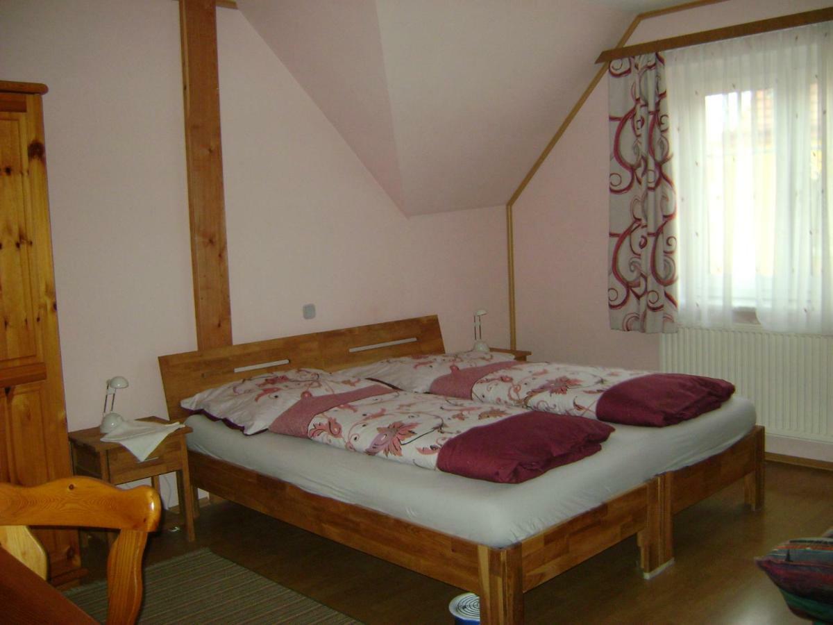 Weingut Zur Schlafmuetze Hotel Herrnbaumgarten Екстериор снимка